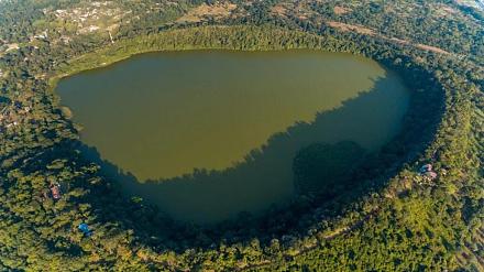 Lake Duluti