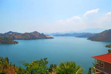 Lake Kivu photo 1