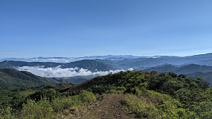 马鲁穆库特鲁山 2