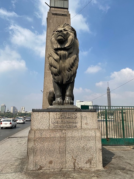 尼罗河城堡雕像