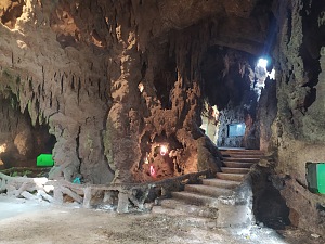 水族馆石窟花园 3