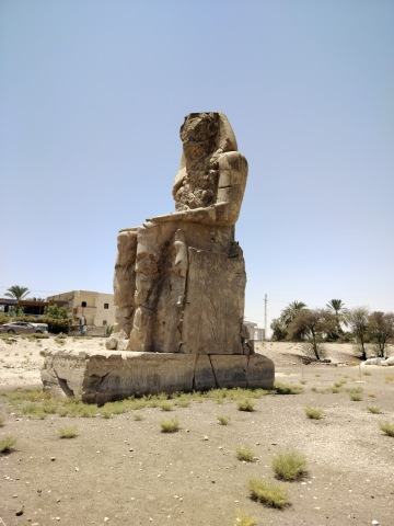 Colossi of Memnon photo 2