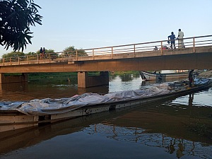  沙里河 2