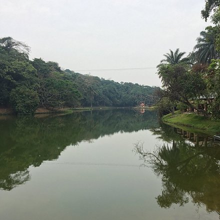 马瓦莱湖