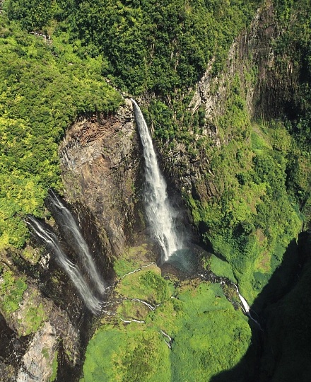 铁洞峡谷