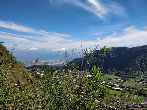 玻璃瓶岩步道 5