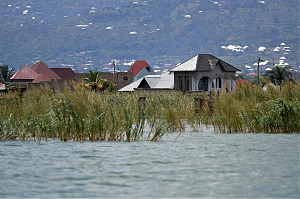 坦噶尼喀湖 3