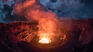 尼拉贡戈火山 5
