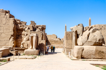 Karnak photo 2
