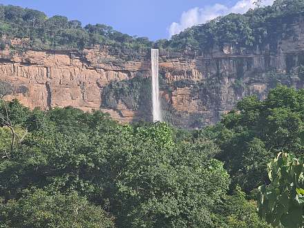 Chutes de Ditinn Waterfall