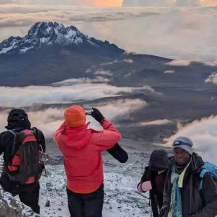 8天乞力马扎罗山 Rongai 路线攀登之旅