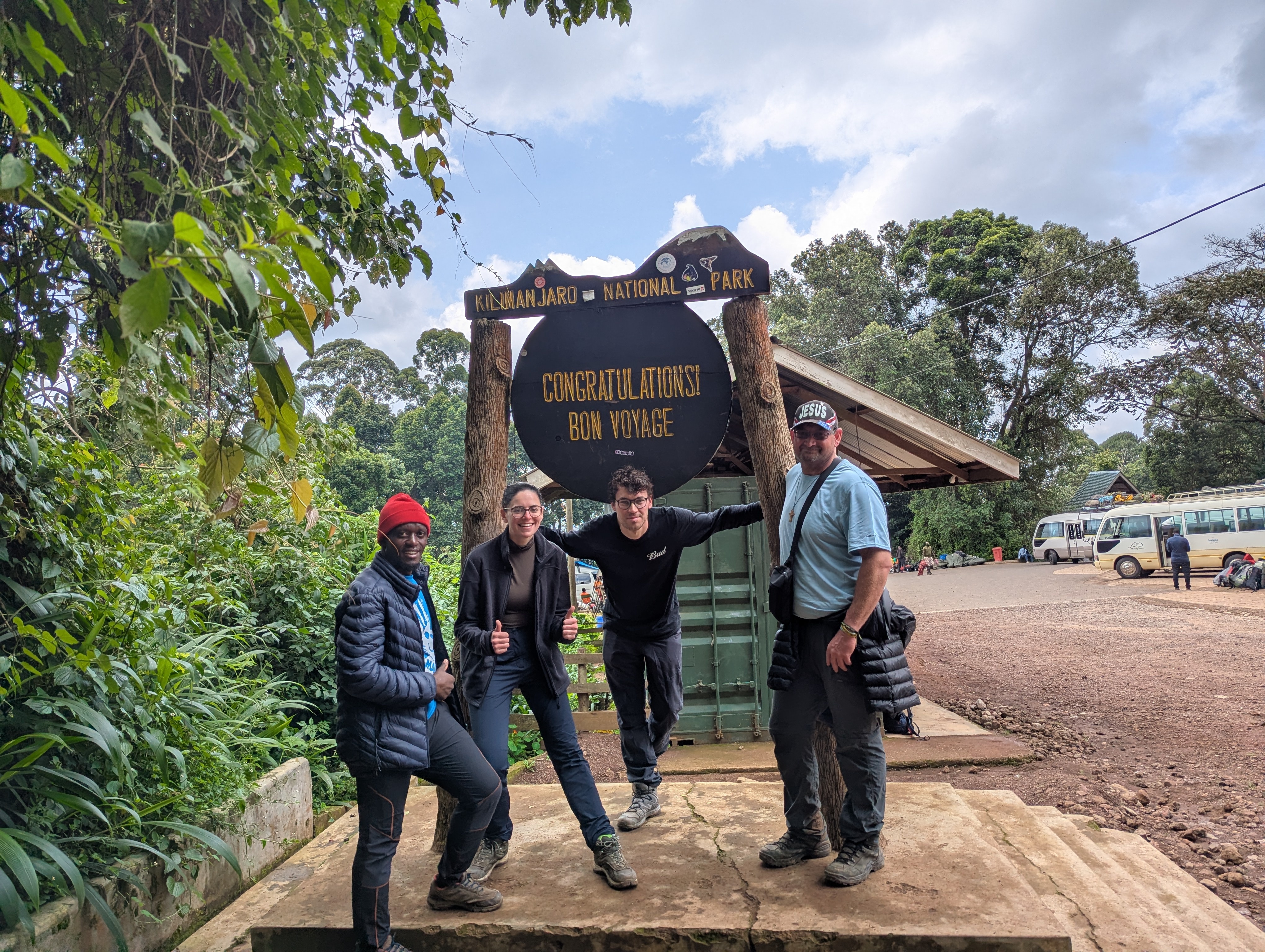 6 Days Marangu Route kilimanjaro climbing Group Join 
