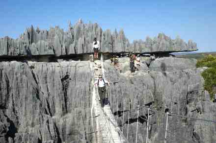 14日马达加斯加之旅:石林、猴面包树大道、安达西贝与诺西贝岛